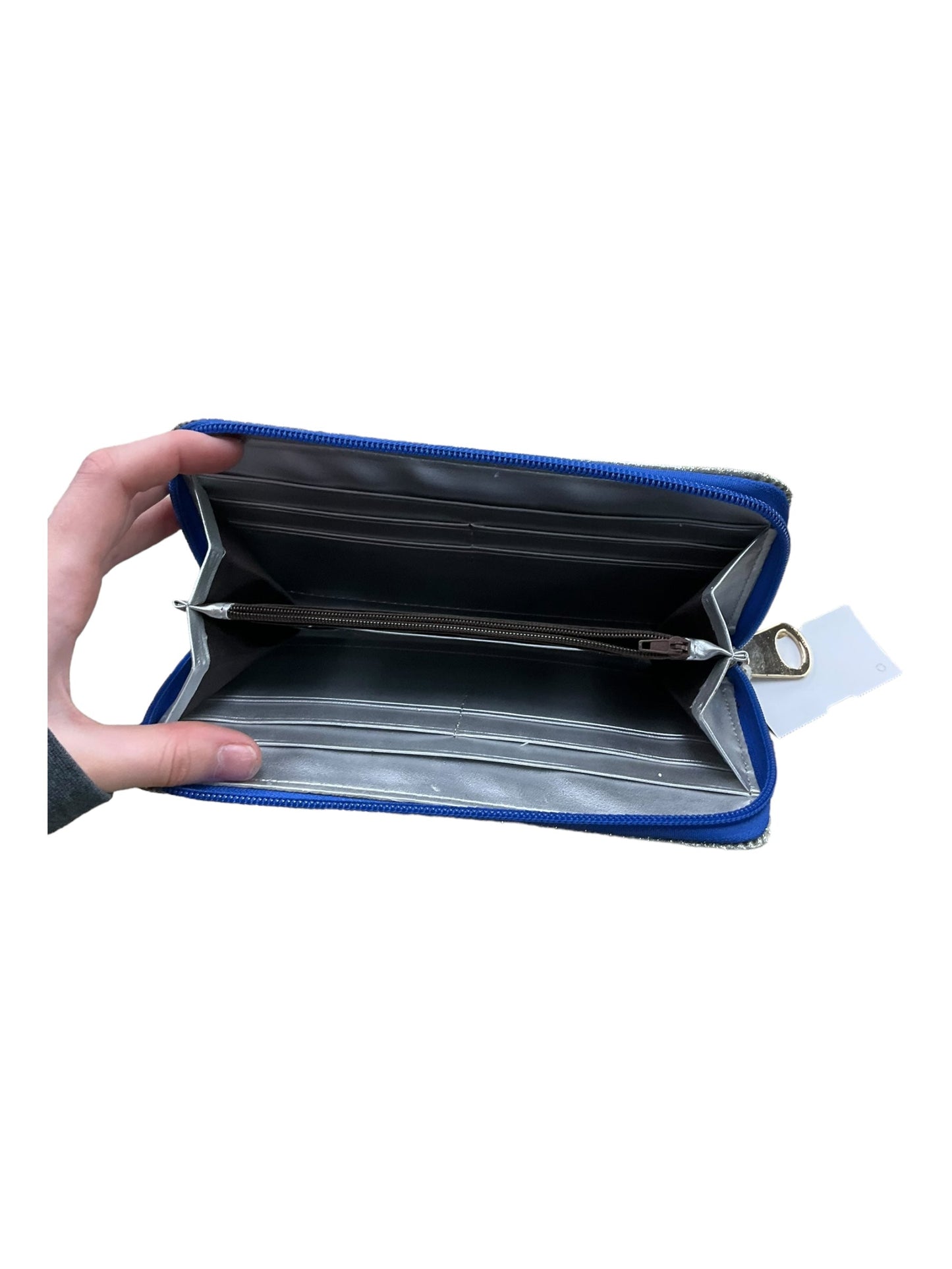 Wallet By Clothes Mentor  Size: Large