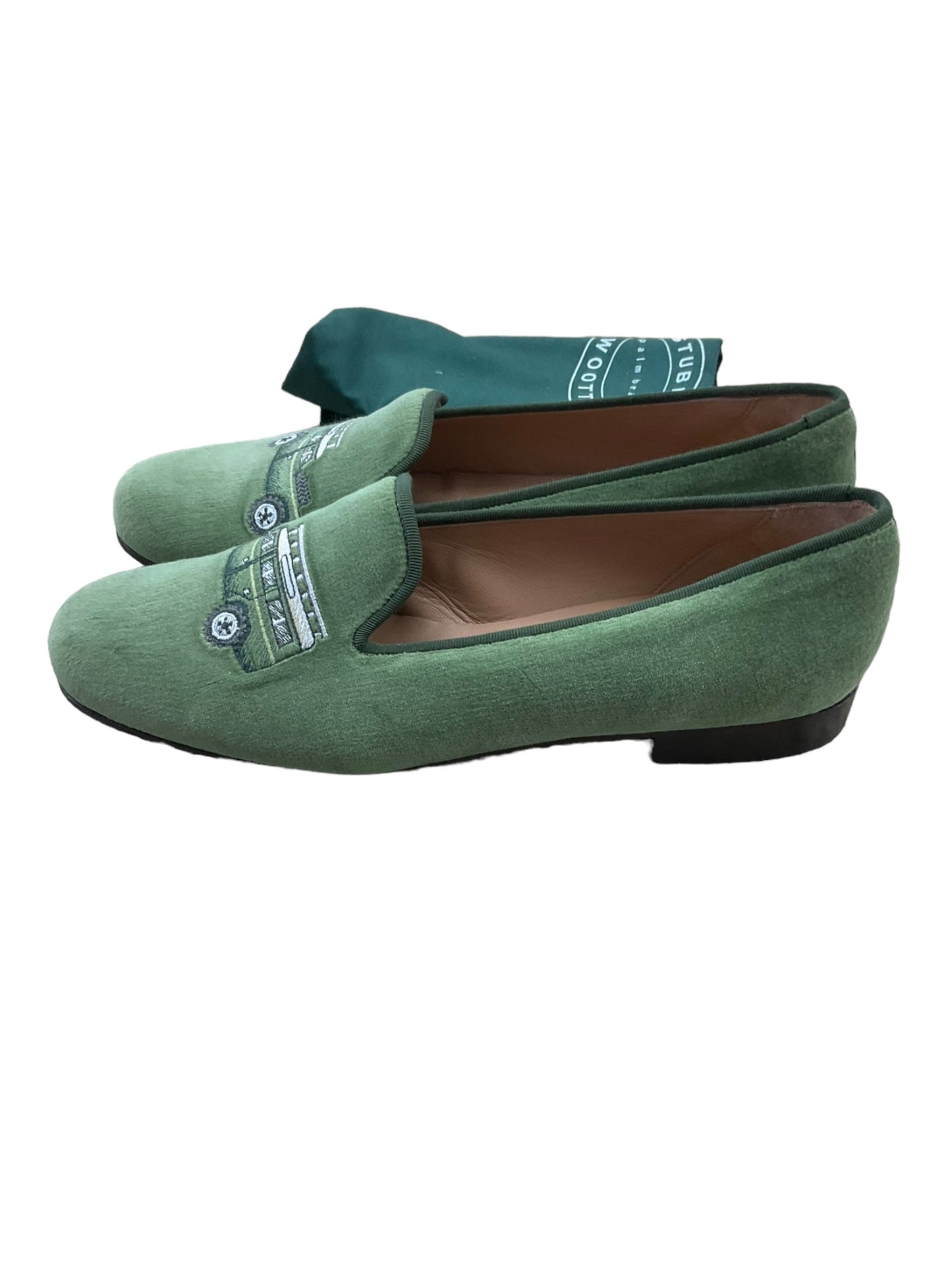Green Shoes Flats Clothes Mentor, Size 10.5