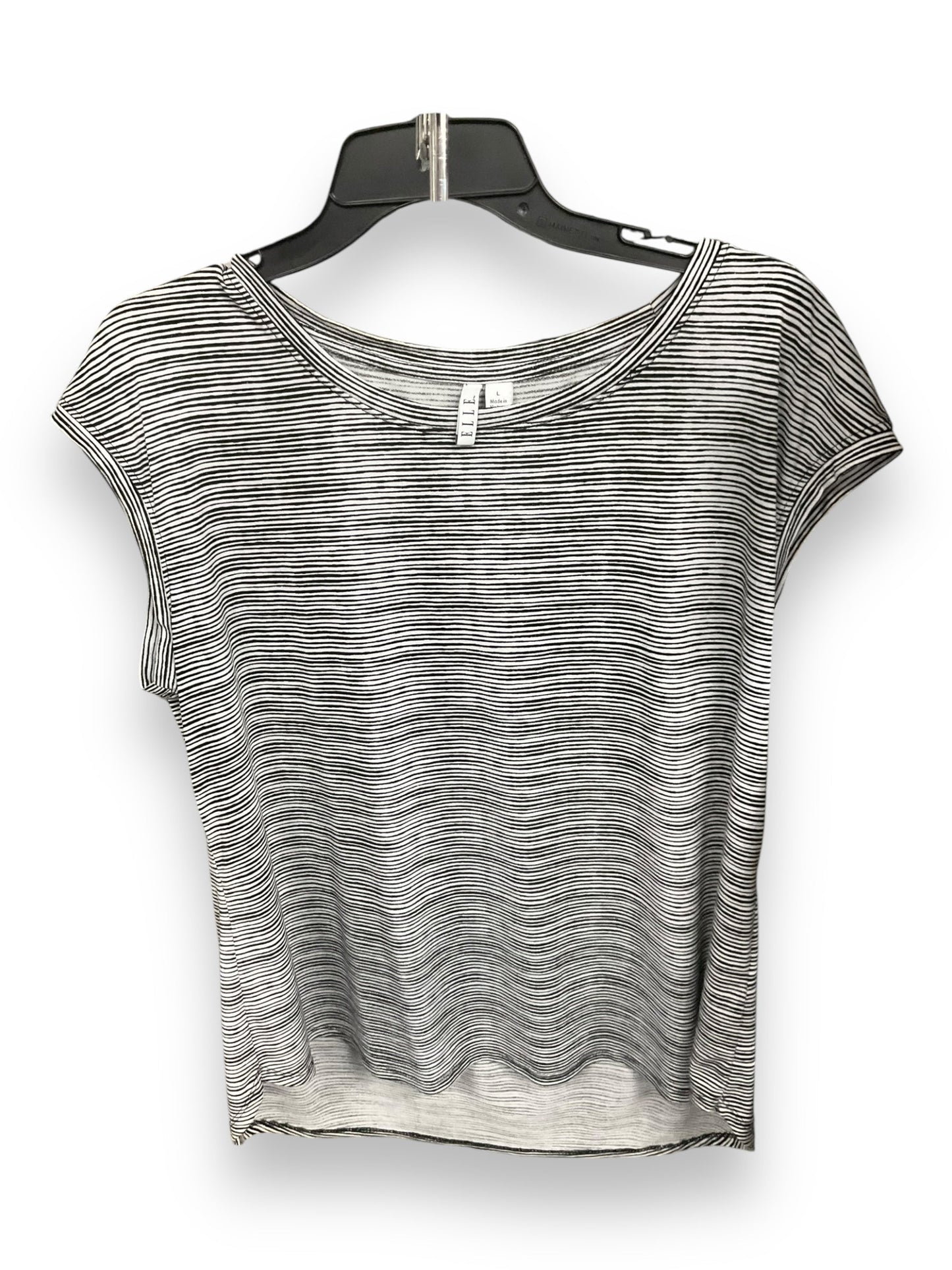 Top Sleeveless By Elle In Striped Pattern, Size: L