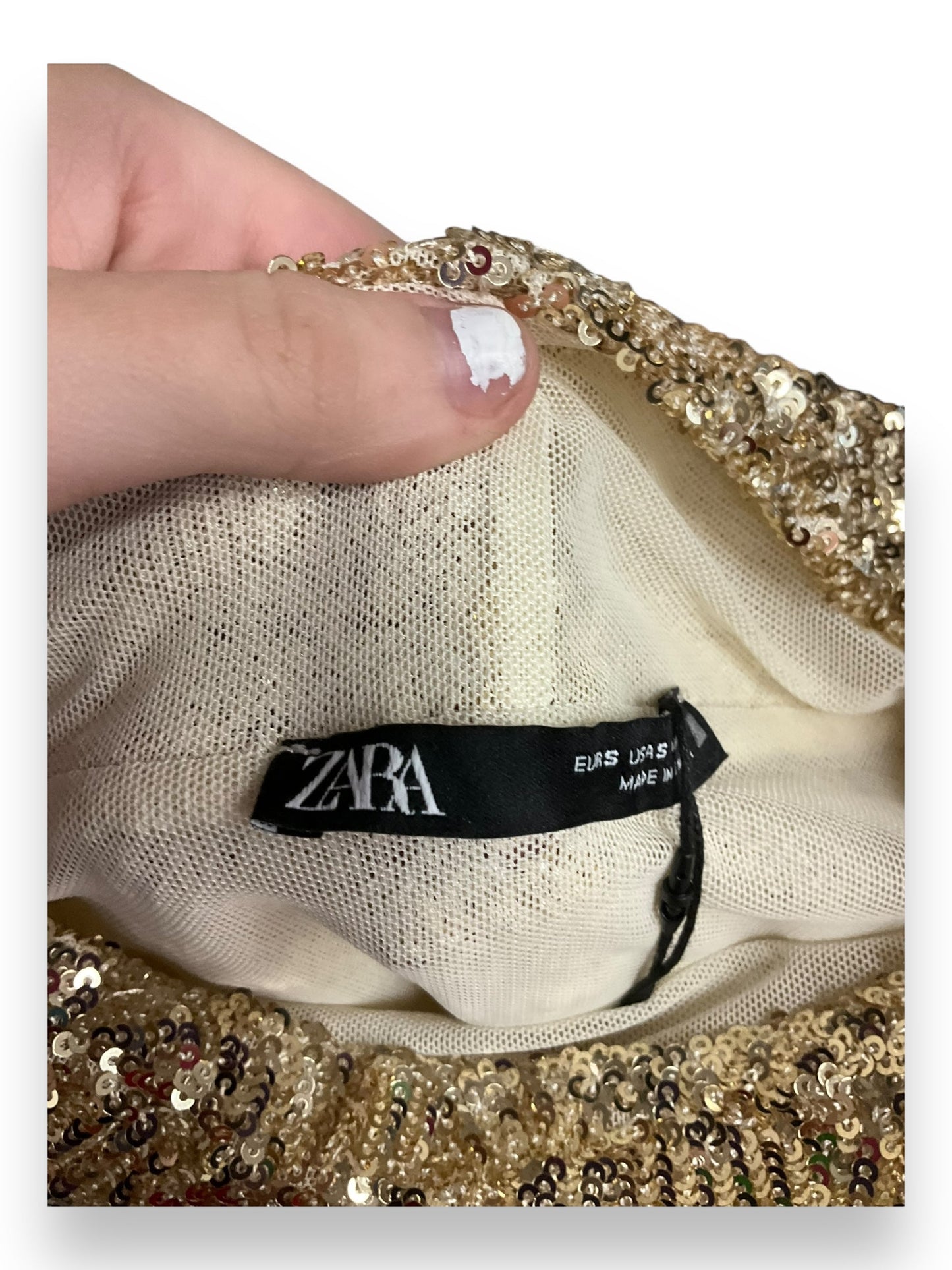 Top Long Sleeve By Zara In Gold, Size: S