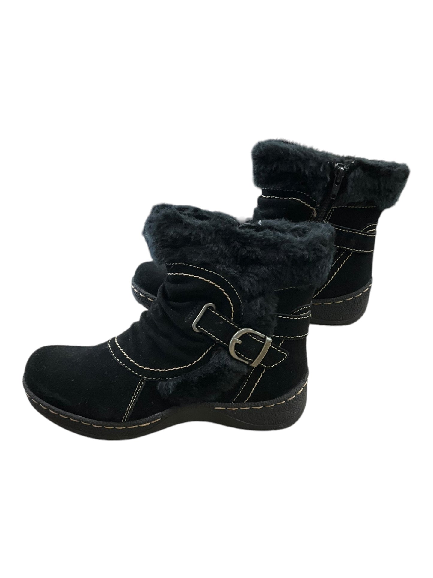 Boots Snow By Bare Traps  Size: 6.5