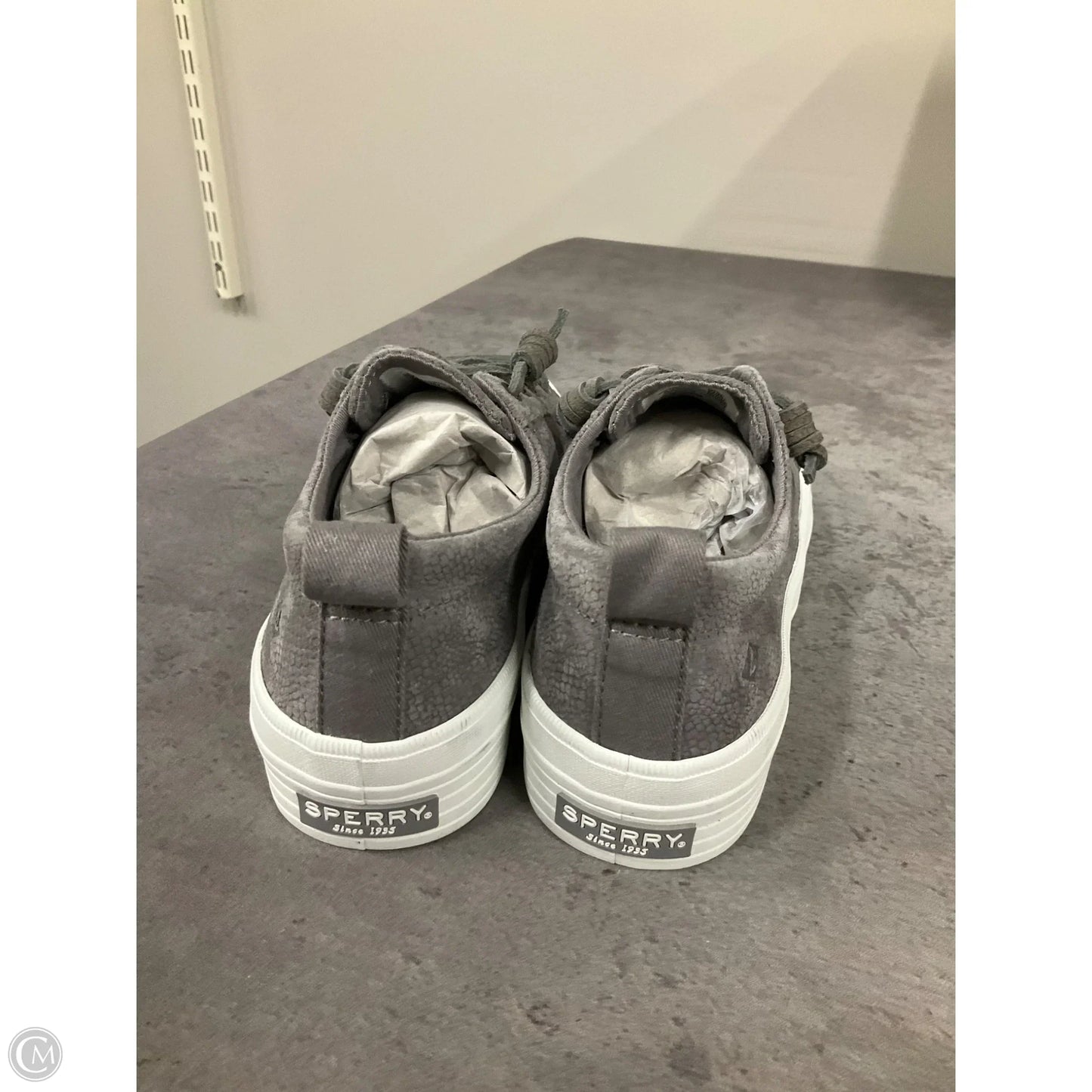 Shoes Sneakers By Sperry In Grey, Size: 6.5