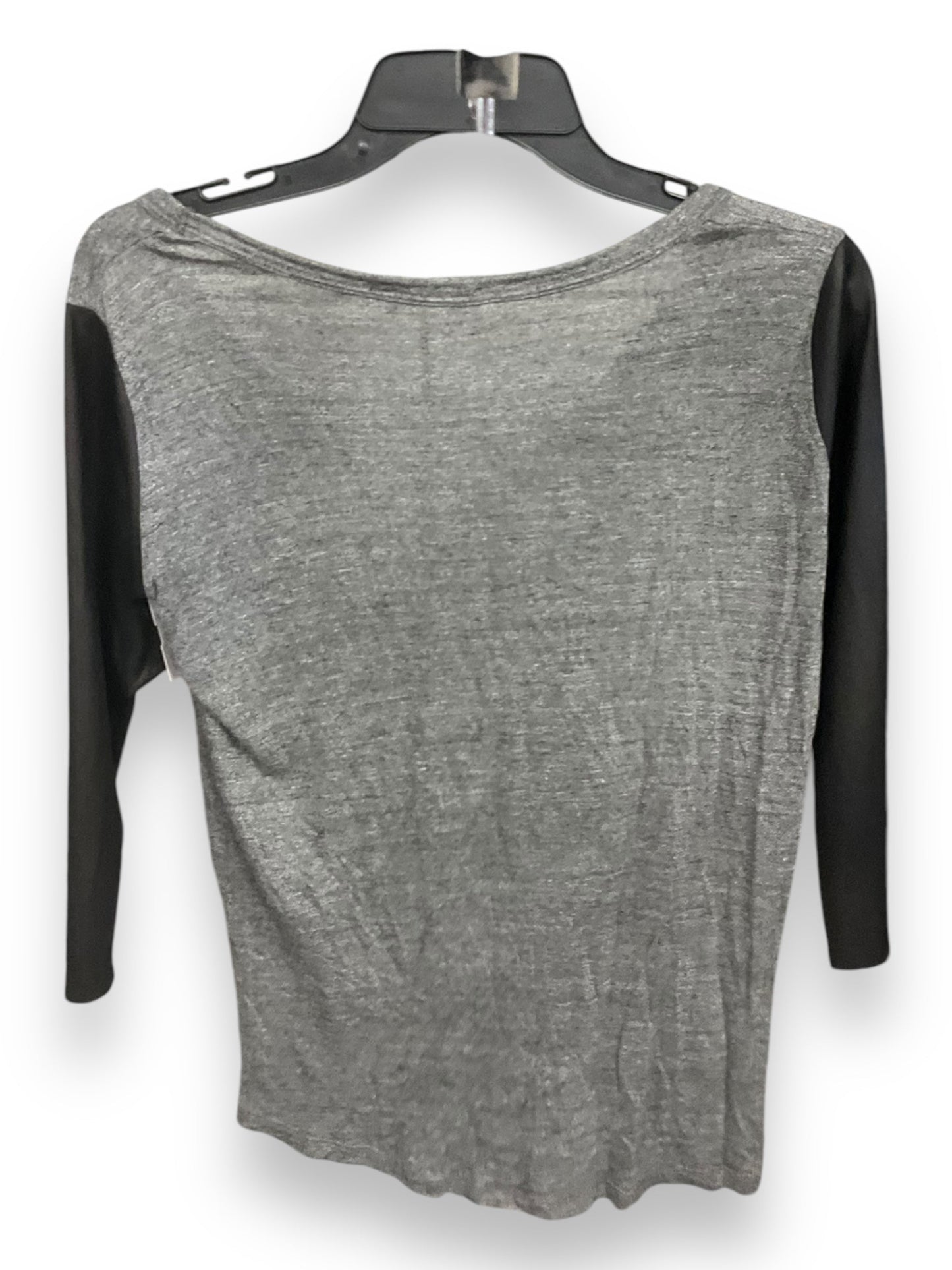 Top 3/4 Sleeve By Zara In Black & Grey, Size: M