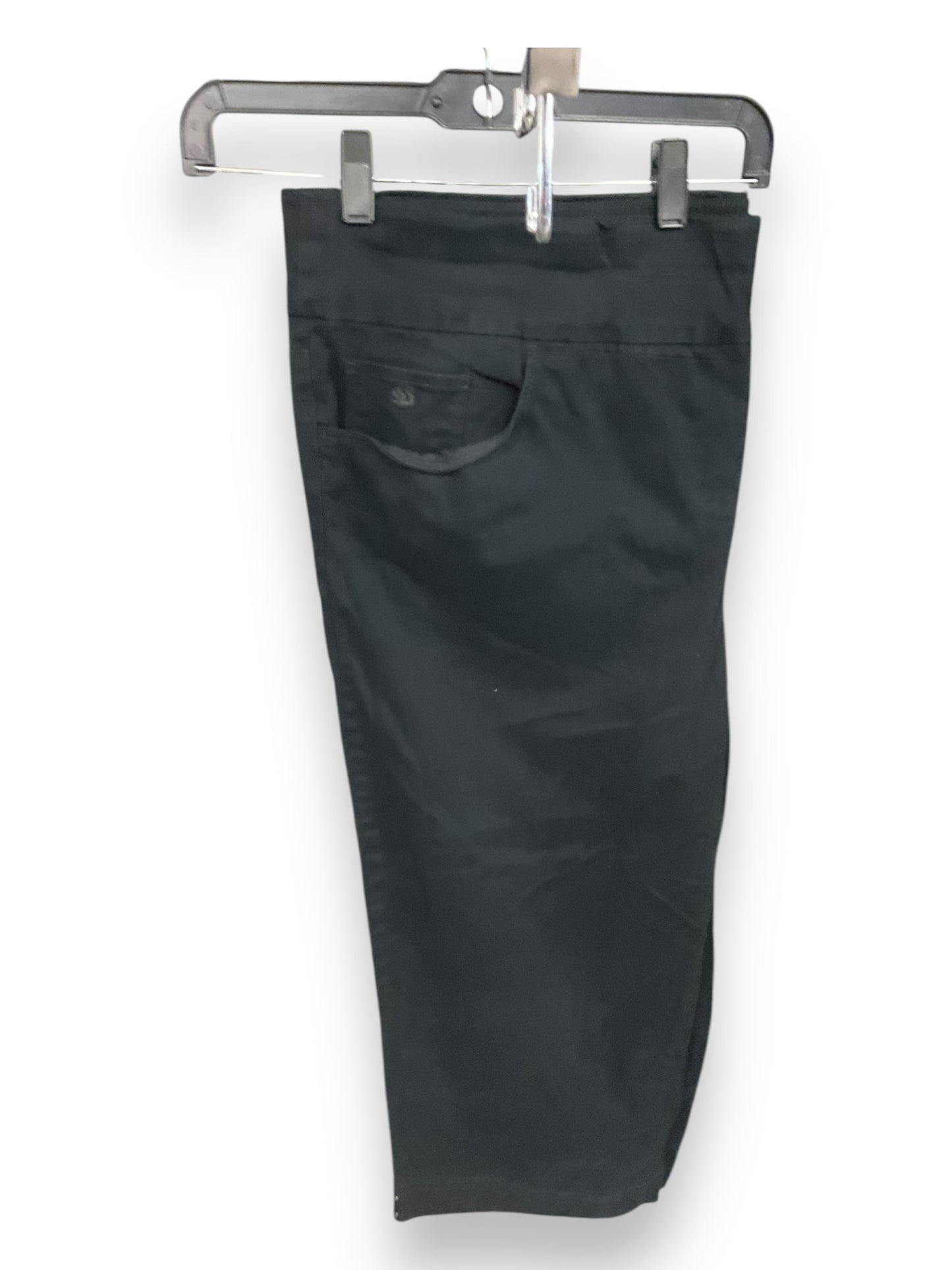 Jeans Cropped By Gloria Vanderbilt In Black, Size: 22