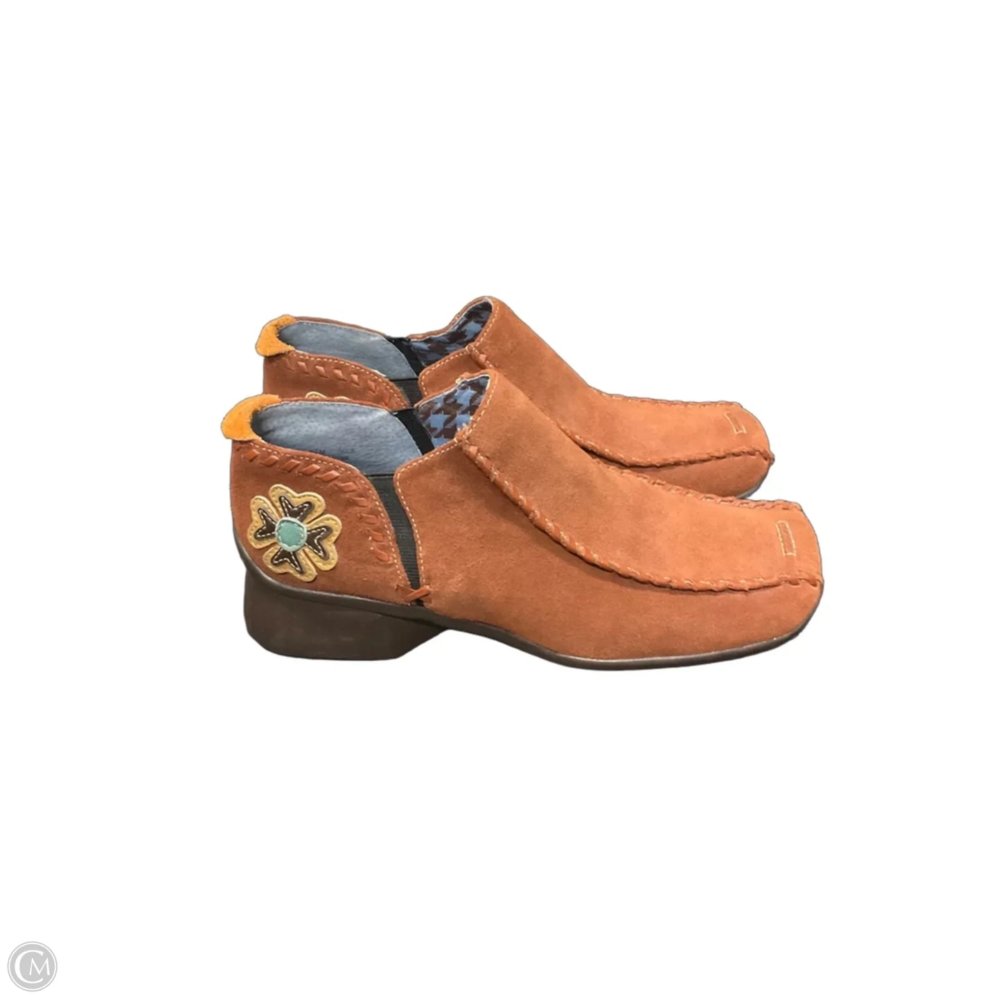 Boots Ankle Flats By Clarks In Brown, Size: 6.5