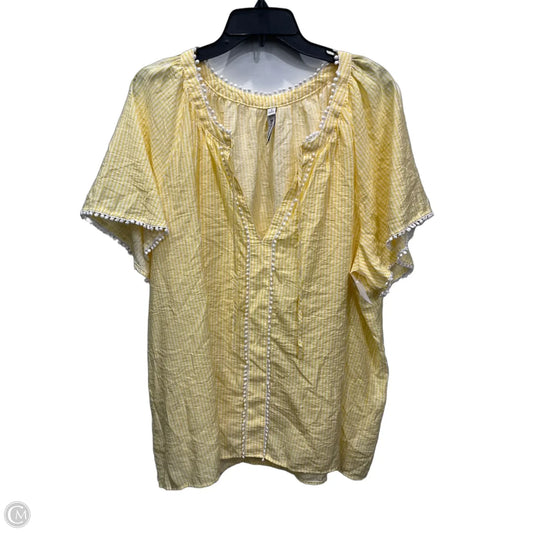 Top Short Sleeve By Torrid In Yellow, Size: 3x