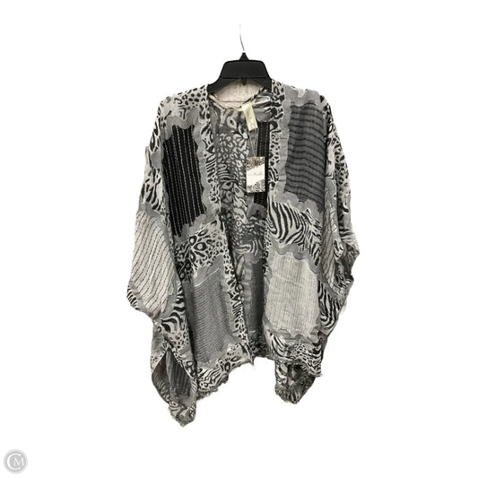 Shawl By Simply Noelle In Grey, Size: Osfm