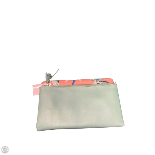 Clutch By Clothes Mentor, Size: Medium