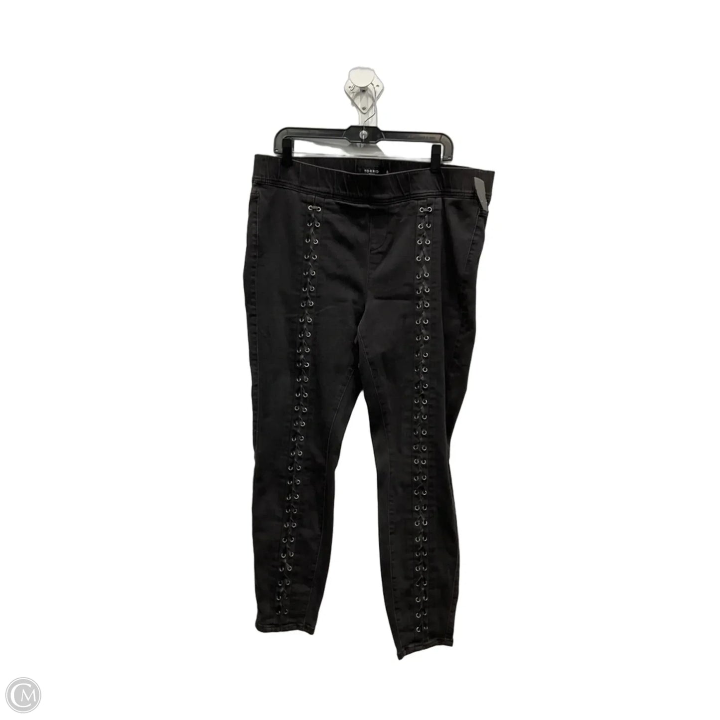 Jeans Skinny By Torrid In Black Denim, Size: 18