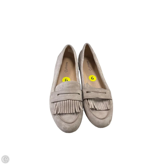 Shoes Flats By Bare Traps In Brown, Size: 9