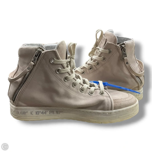 Shoes Luxury Designer By Golden Goose In Beige, Size: 8.5