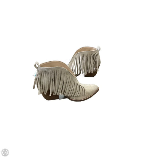 Boots Ankle Heels By Coconuts In Tan, Size: 6.5