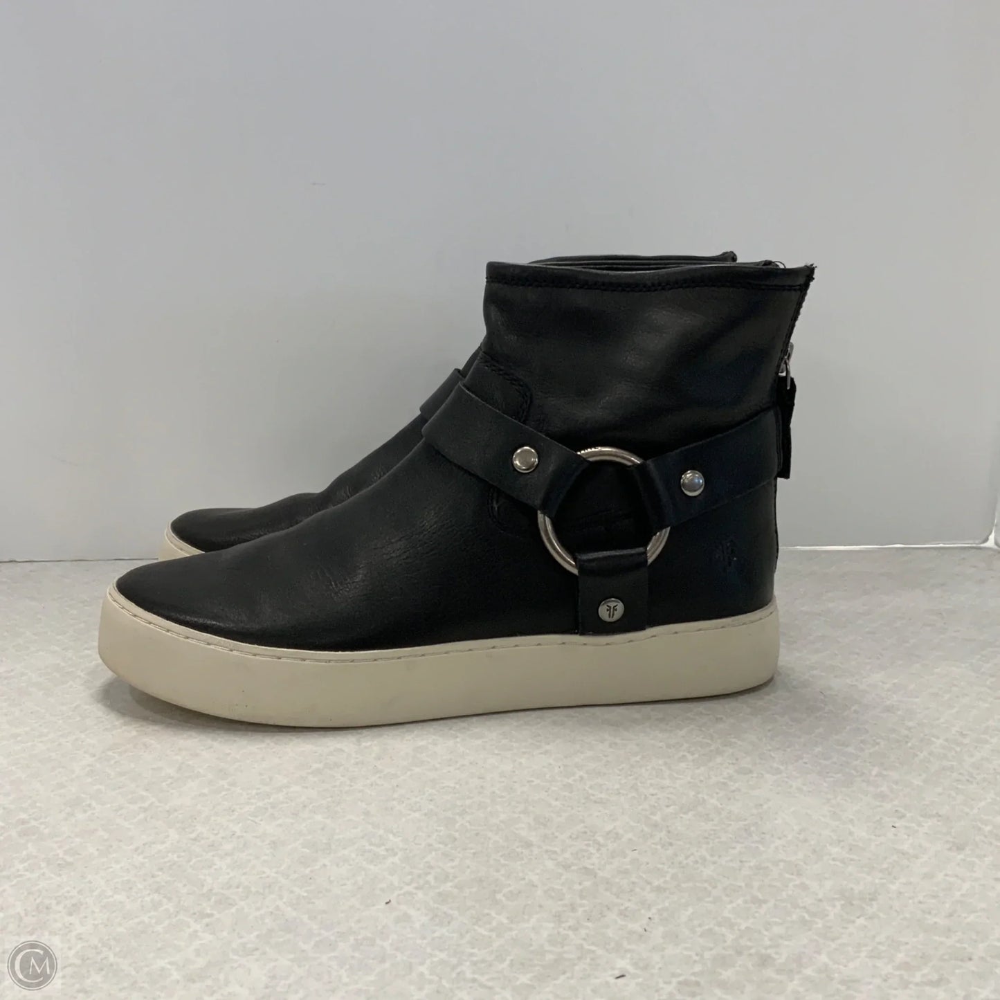 Boots Ankle Flats By Frye In Black, Size: 8