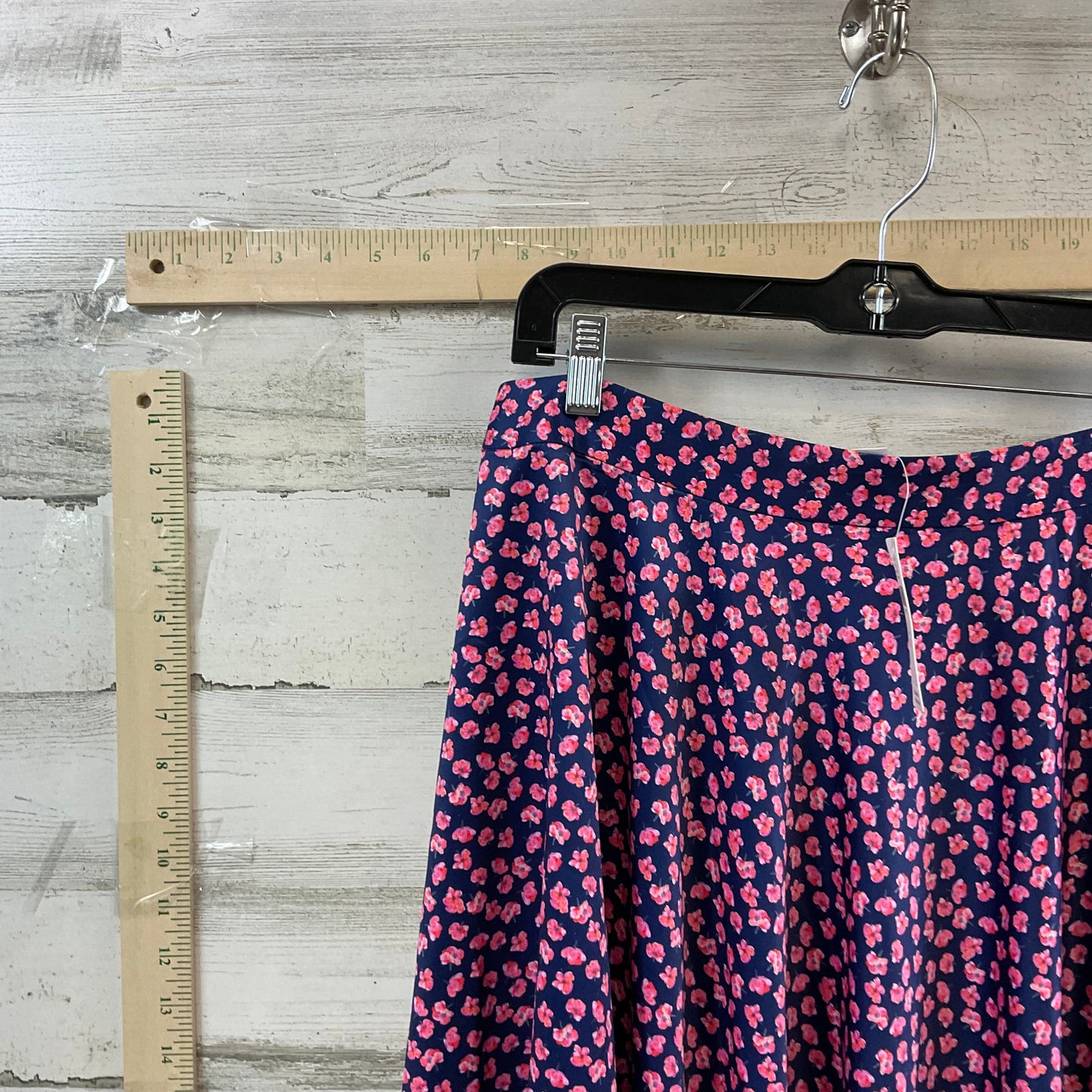 Blue & Pink Skirt Midi Hutch, Size 12