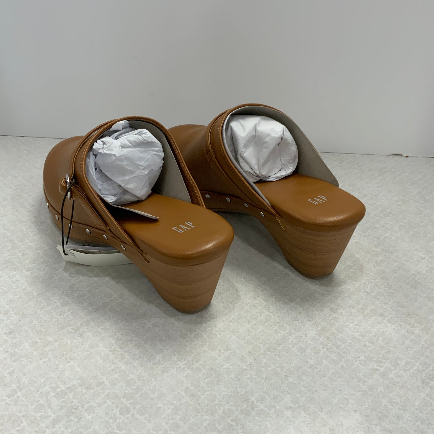 Tan Shoes Heels Wedge Gap, Size 8