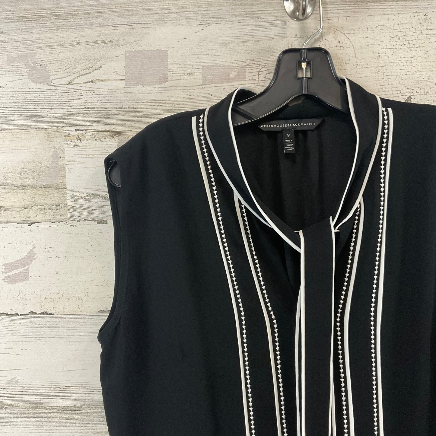 Blouse Sleeveless By White House Black Market In Black, Size: M