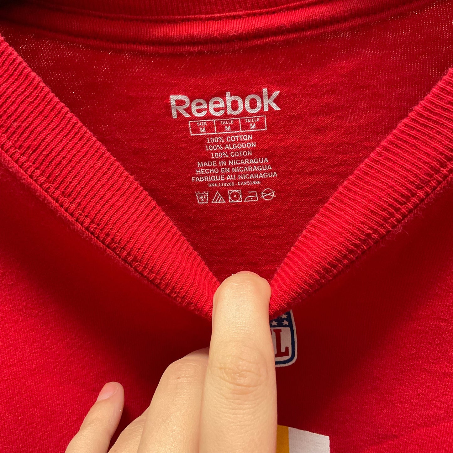 Red Top Short Sleeve Reebok, Size M