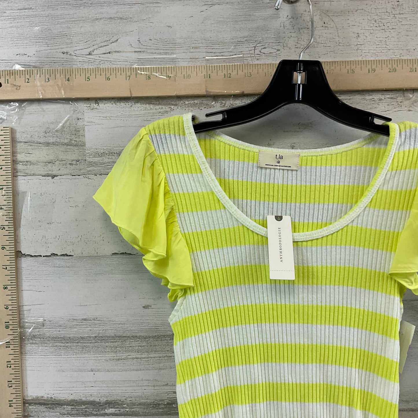 Yellow Top Short Sleeve T.la, Size M