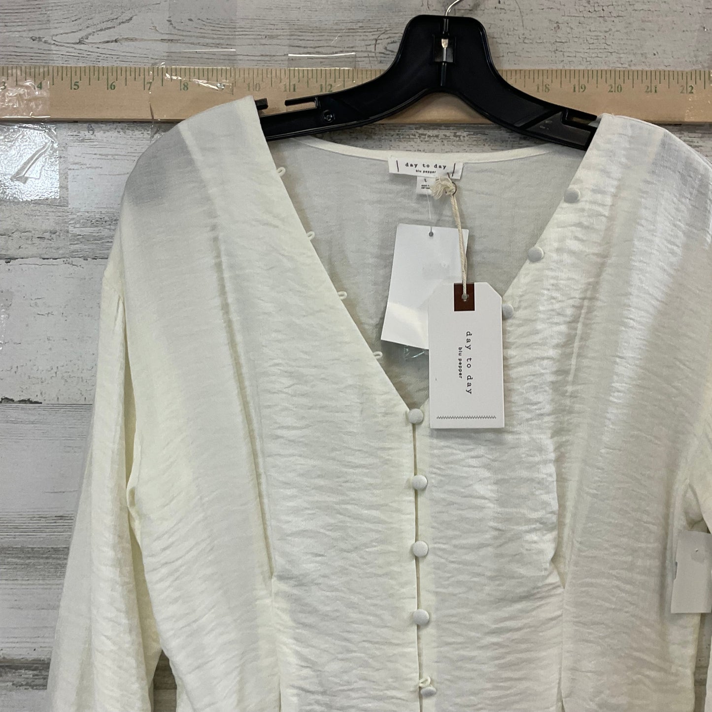 Cream Blouse 3/4 Sleeve Blu Pepper, Size L