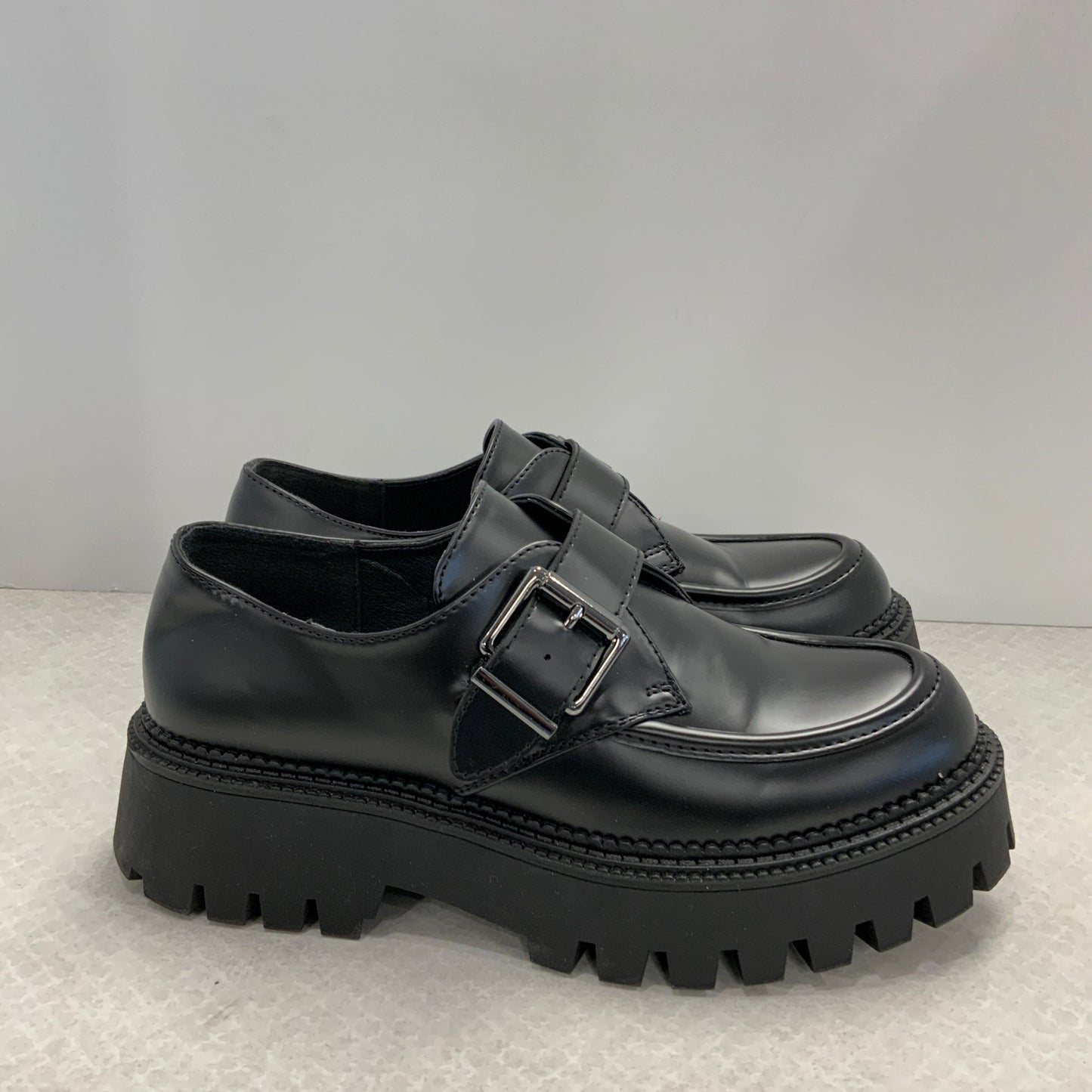 Black Shoes Flats Steve Madden, Size 8