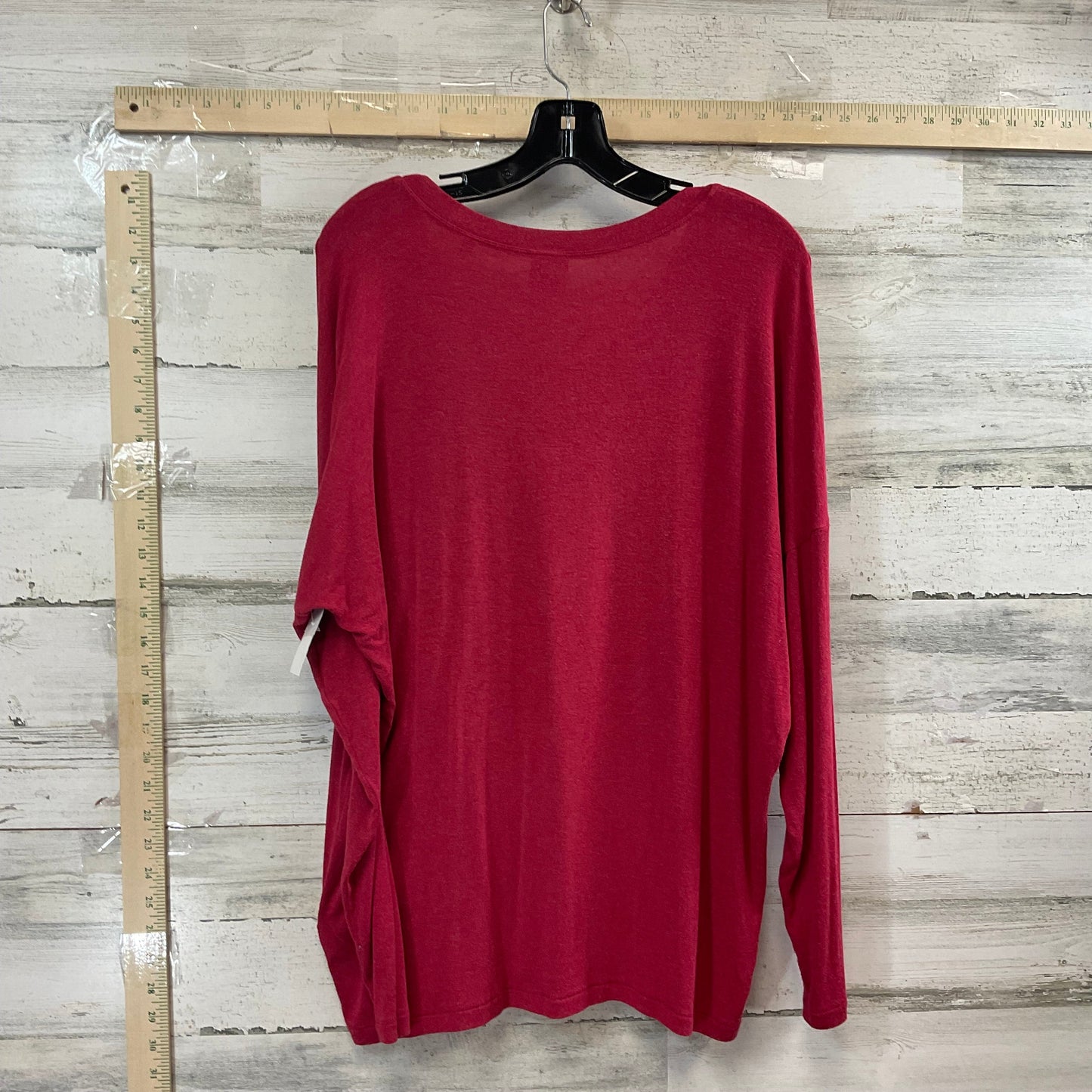 Top Long Sleeve Basic By Cabi In Red, Size: M