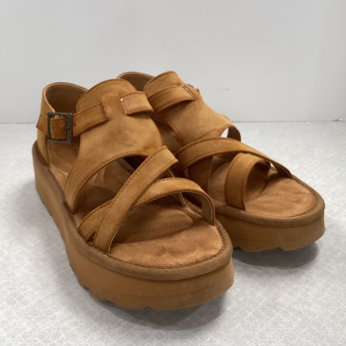 Sandals Heels Platform By Bearpaw In Brown, Size: 9