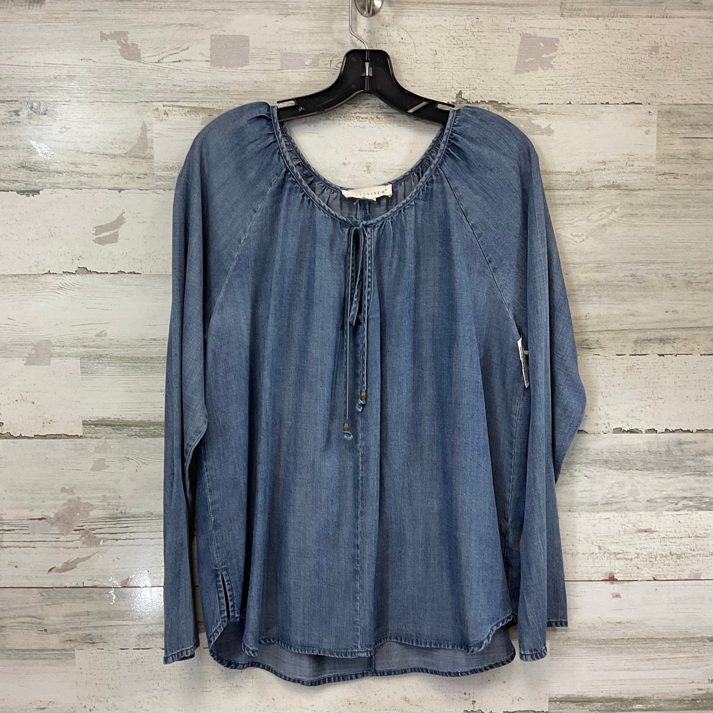 Top Long Sleeve By Lovestitch In Blue, Size: L