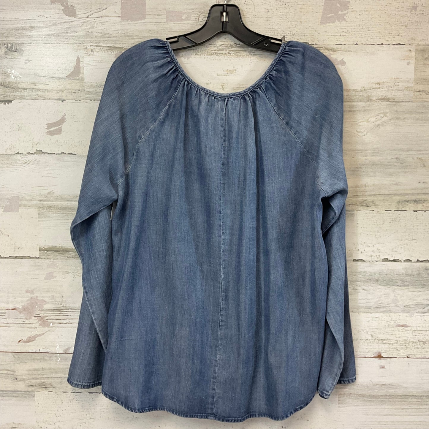 Top Long Sleeve By Lovestitch In Blue, Size: L