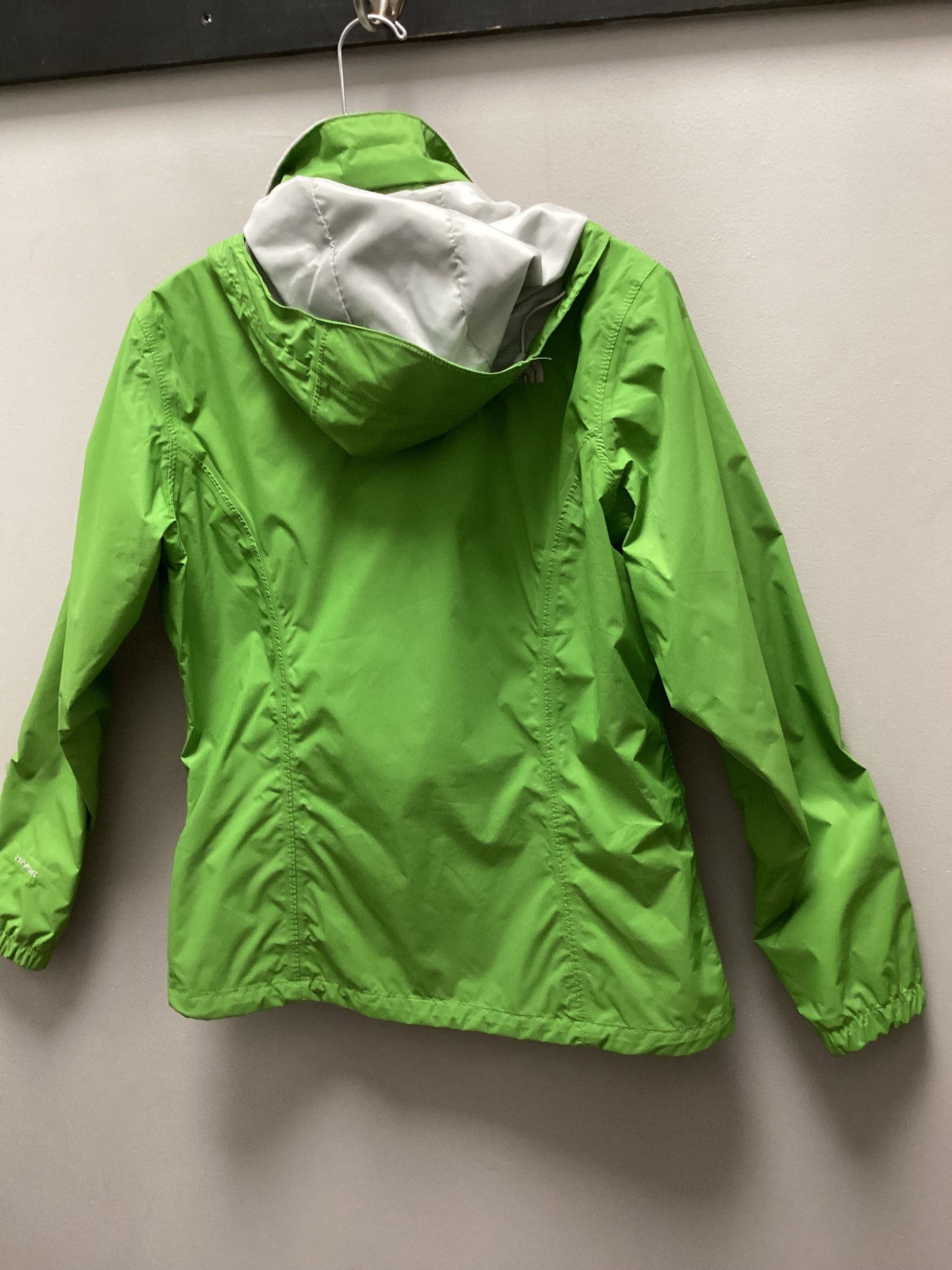 Jacket Windbreaker By The North Face In Green, Size: M