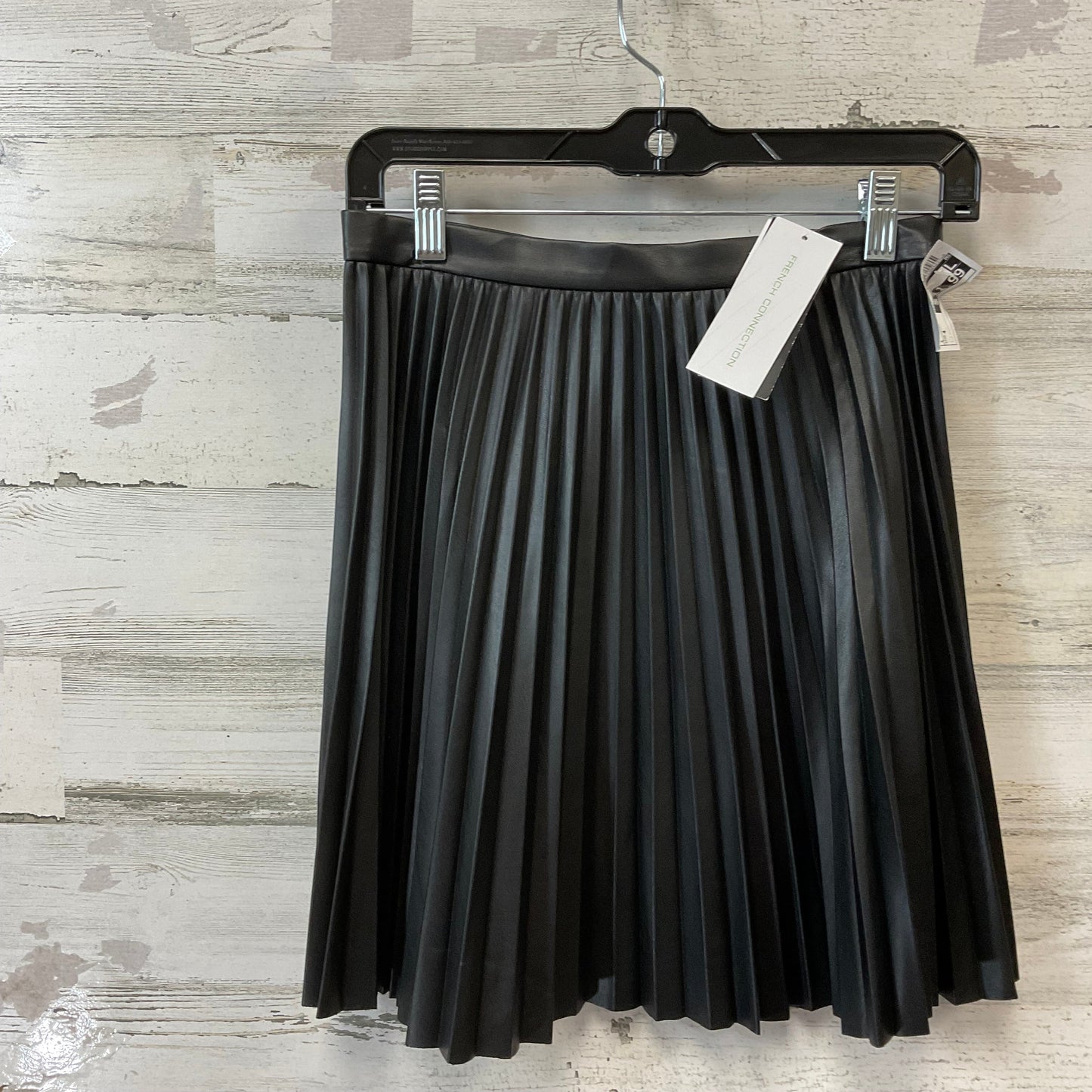 Skirt Mini & Short By French Connection In Black, Size: 4