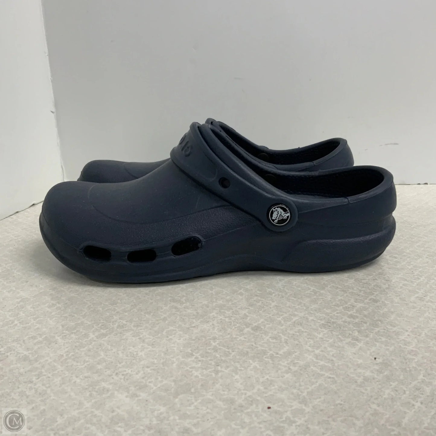 Sandals Flats By Crocs In Blue, Size: 7