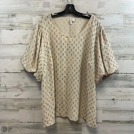 Top Short Sleeve By Cato In Cream, Size: 3x