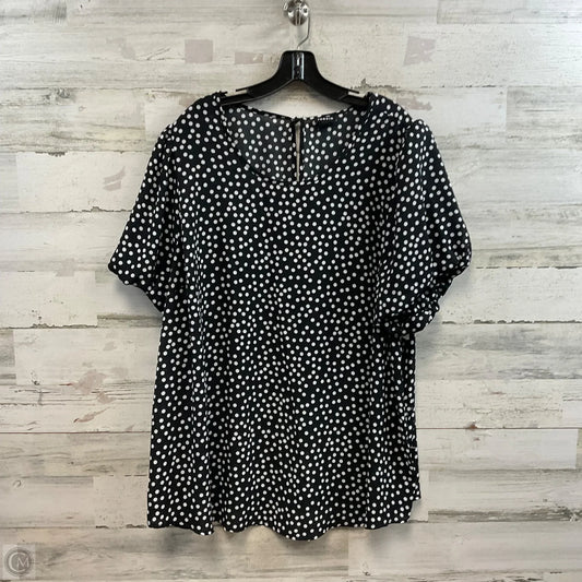 Top Short Sleeve By Torrid In Black, Size: 3x