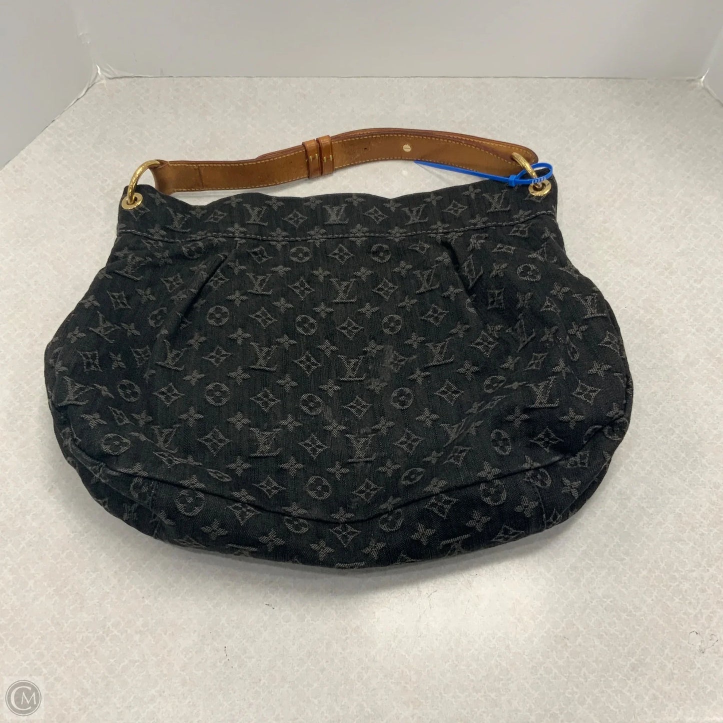 Handbag Designer By Louis Vuitton, Size: Large