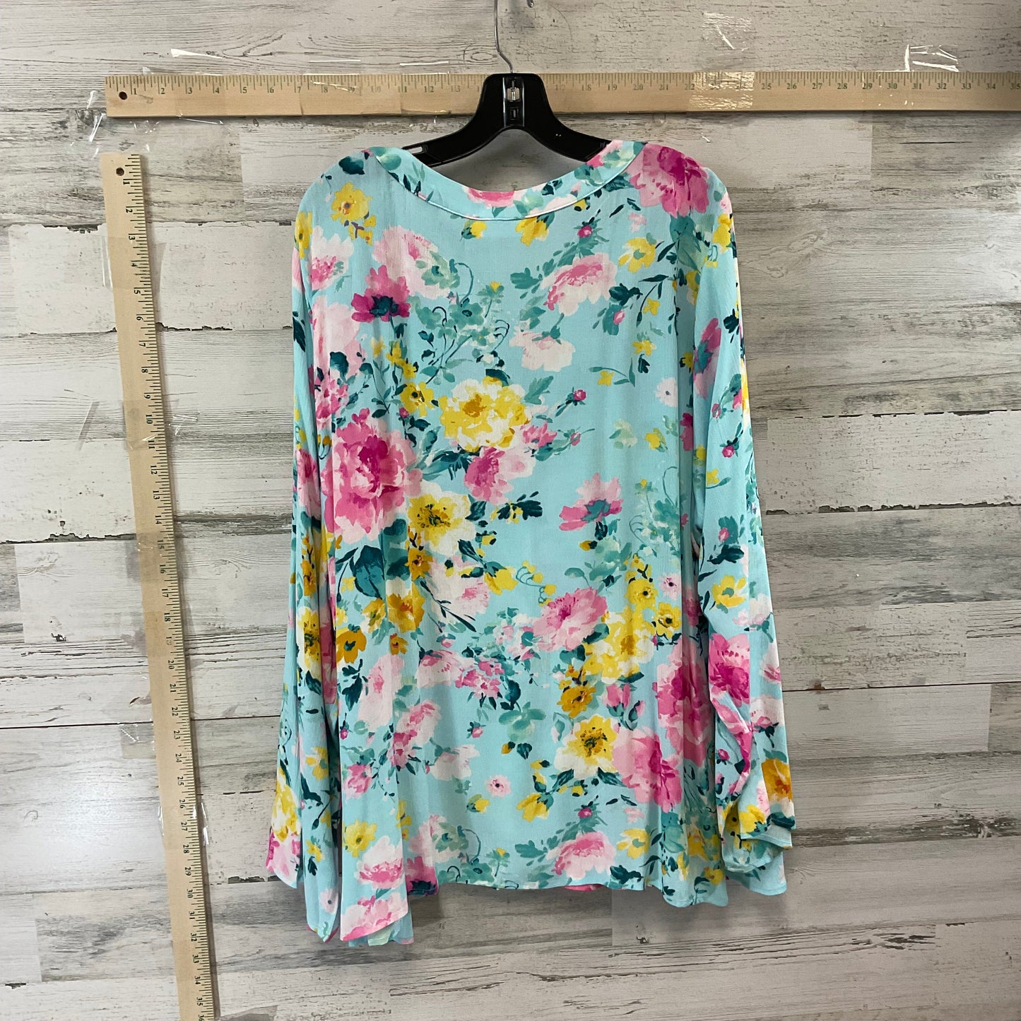 Top Long Sleeve By EMILY WONDER Size: 3x