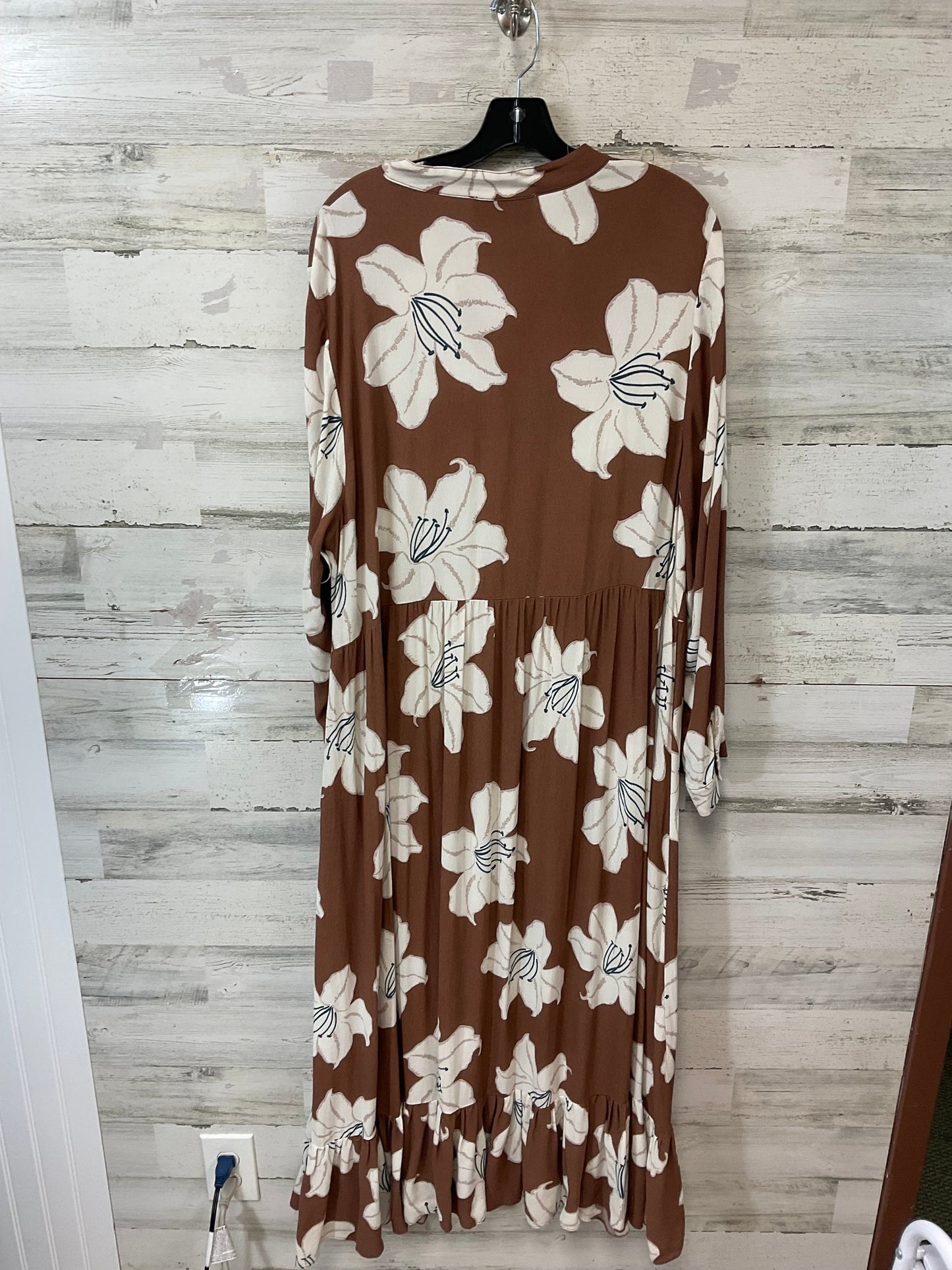 Dress Casual Maxi By Anthropologie In Brown, Size: 2x