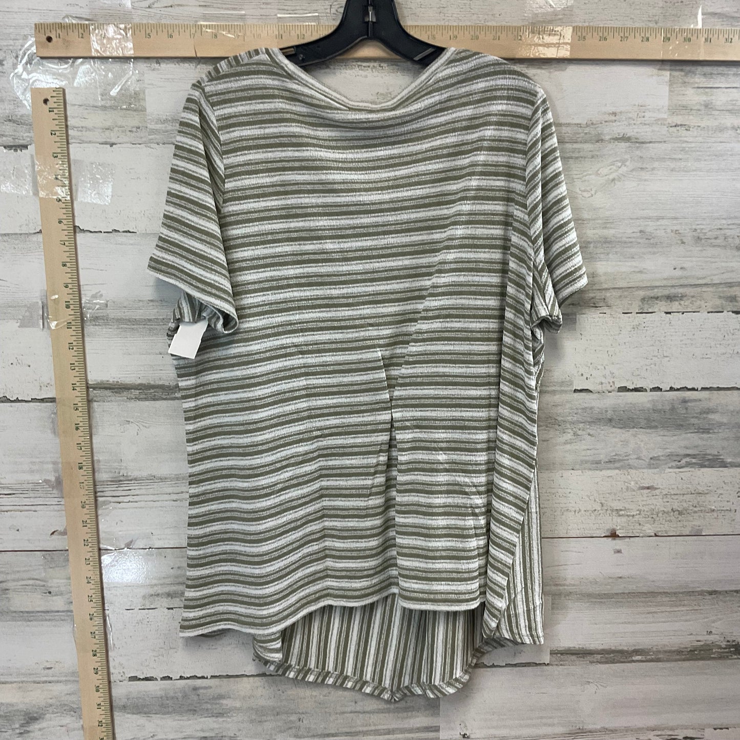 Green Top Short Sleeve Diane Gilman, Size 1x