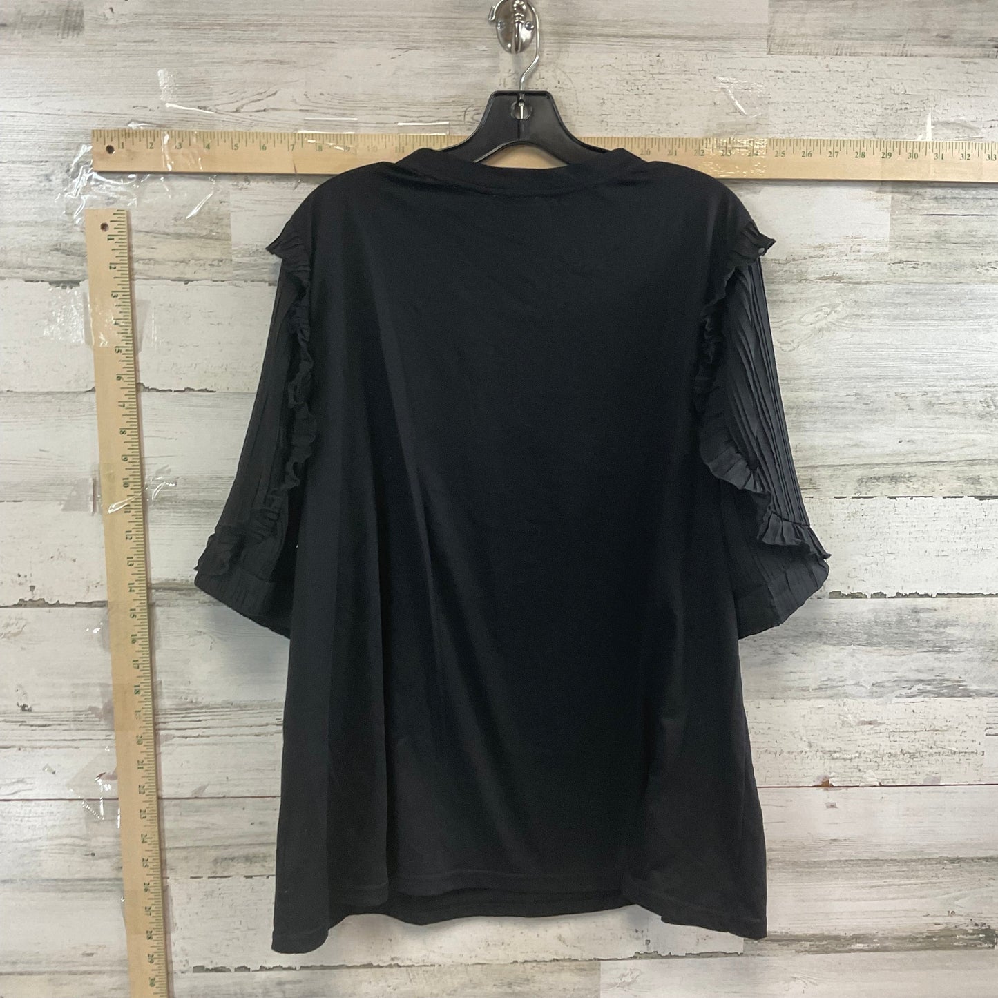 Black Top Short Sleeve Oddi, Size 3x