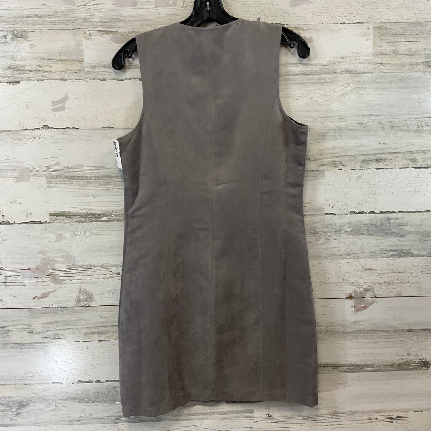 Dress Casual Short By Olive And Oak In Grey, Size: S