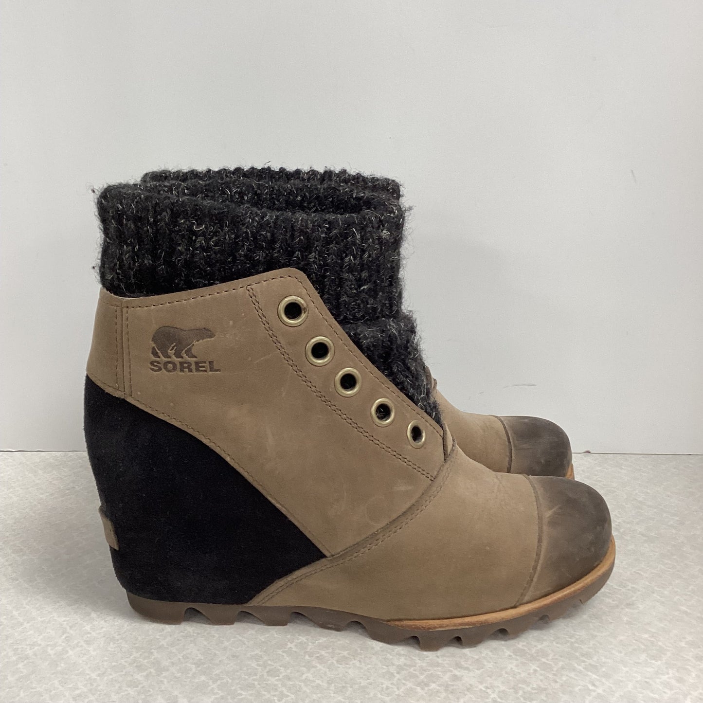 Boots Ankle Flats By Sorel In Brown, Size: 8.5