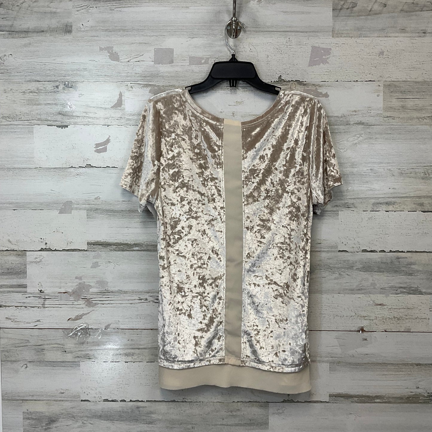 Top Short Sleeve By Jodifl In Gold, Size: M