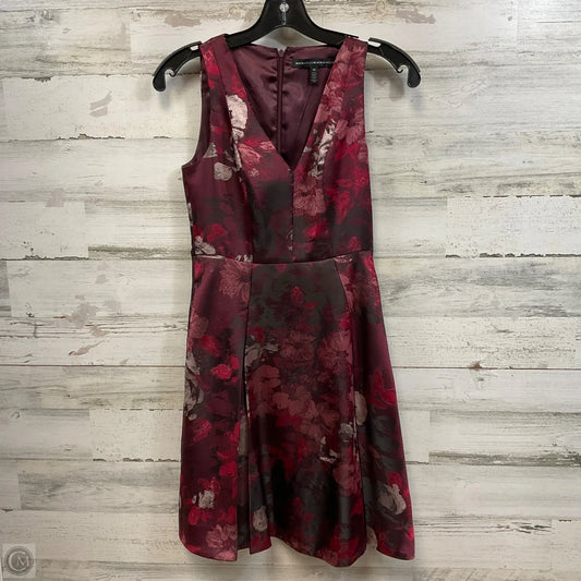 Dress Party Short By White House Black Market In Maroon, Size: 00