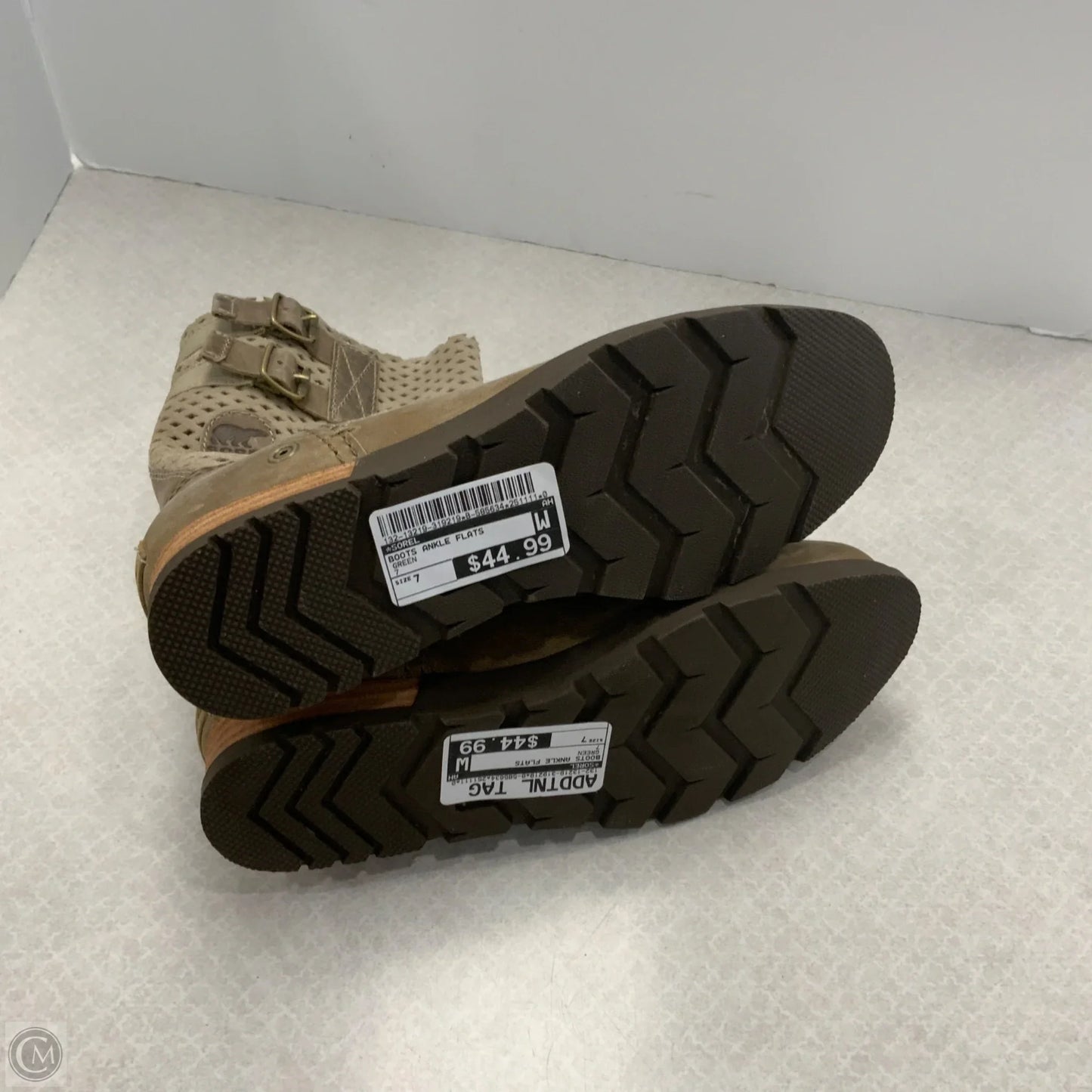 Boots Ankle Flats By Sorel In Green, Size: 7