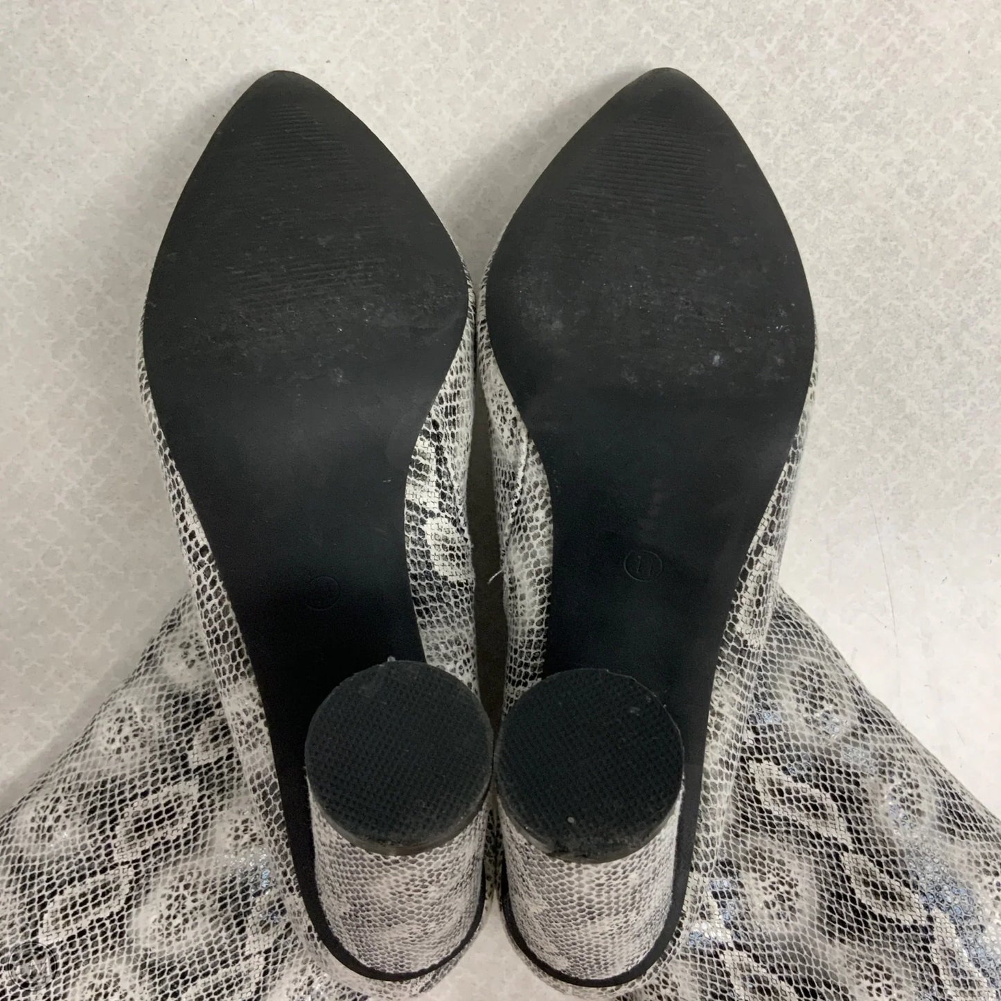 Boots Ankle Heels By Fashion Nova In Snakeskin Print, Size: 11