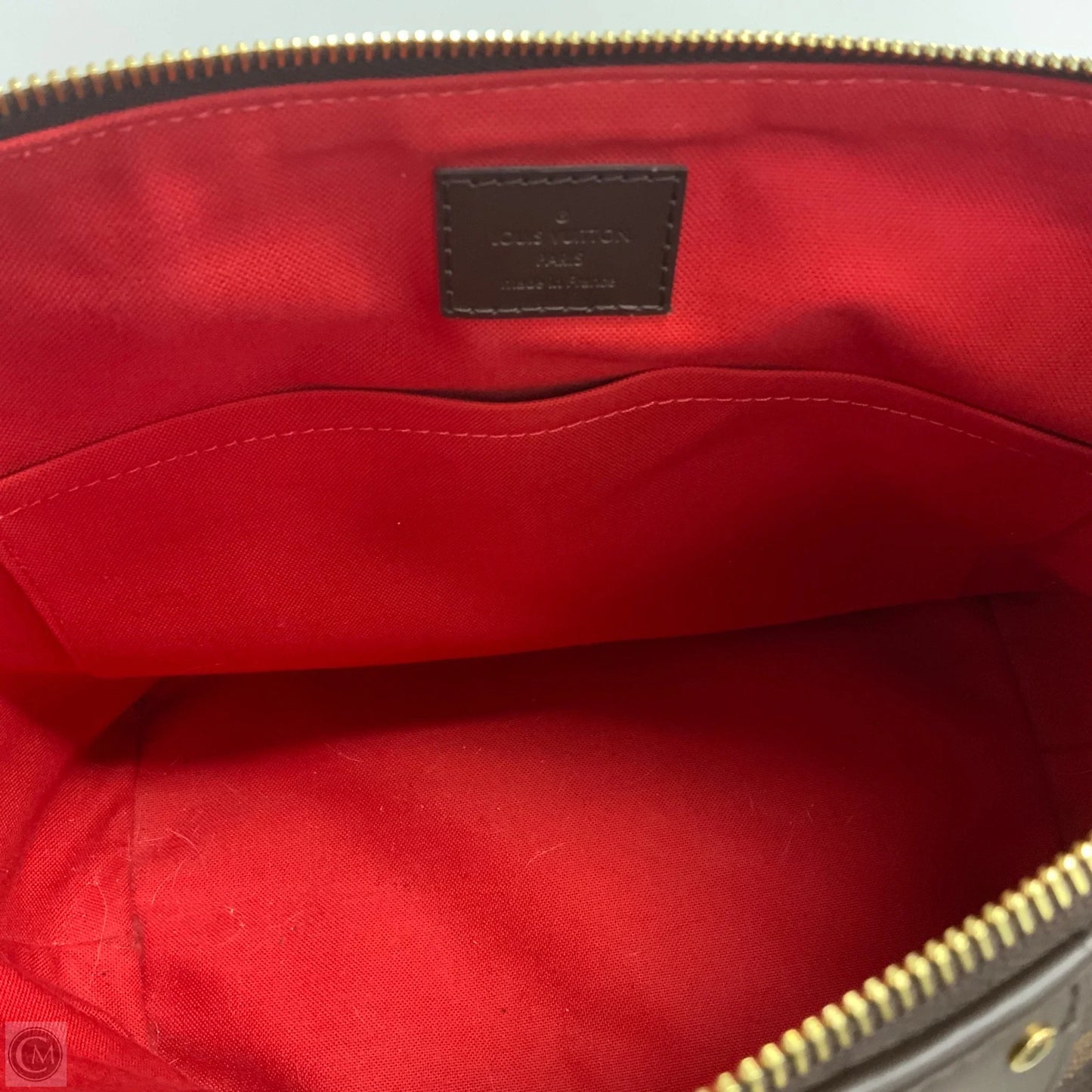 Handbag Luxury Designer By Louis Vuitton, Size: Medium