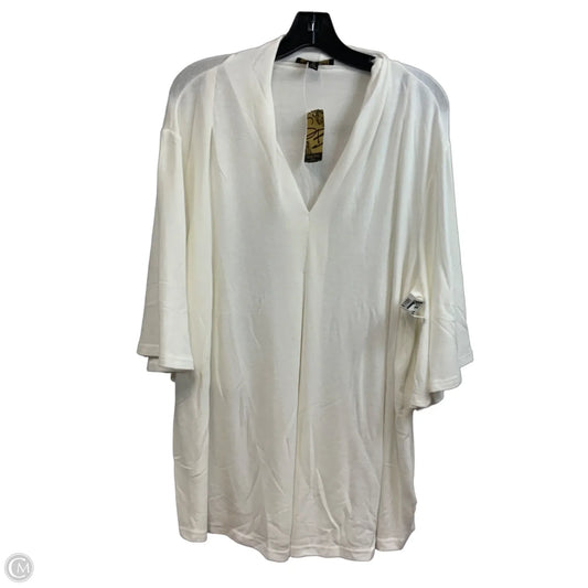 Top Short Sleeve By Suzanne Betro In White, Size: 2x