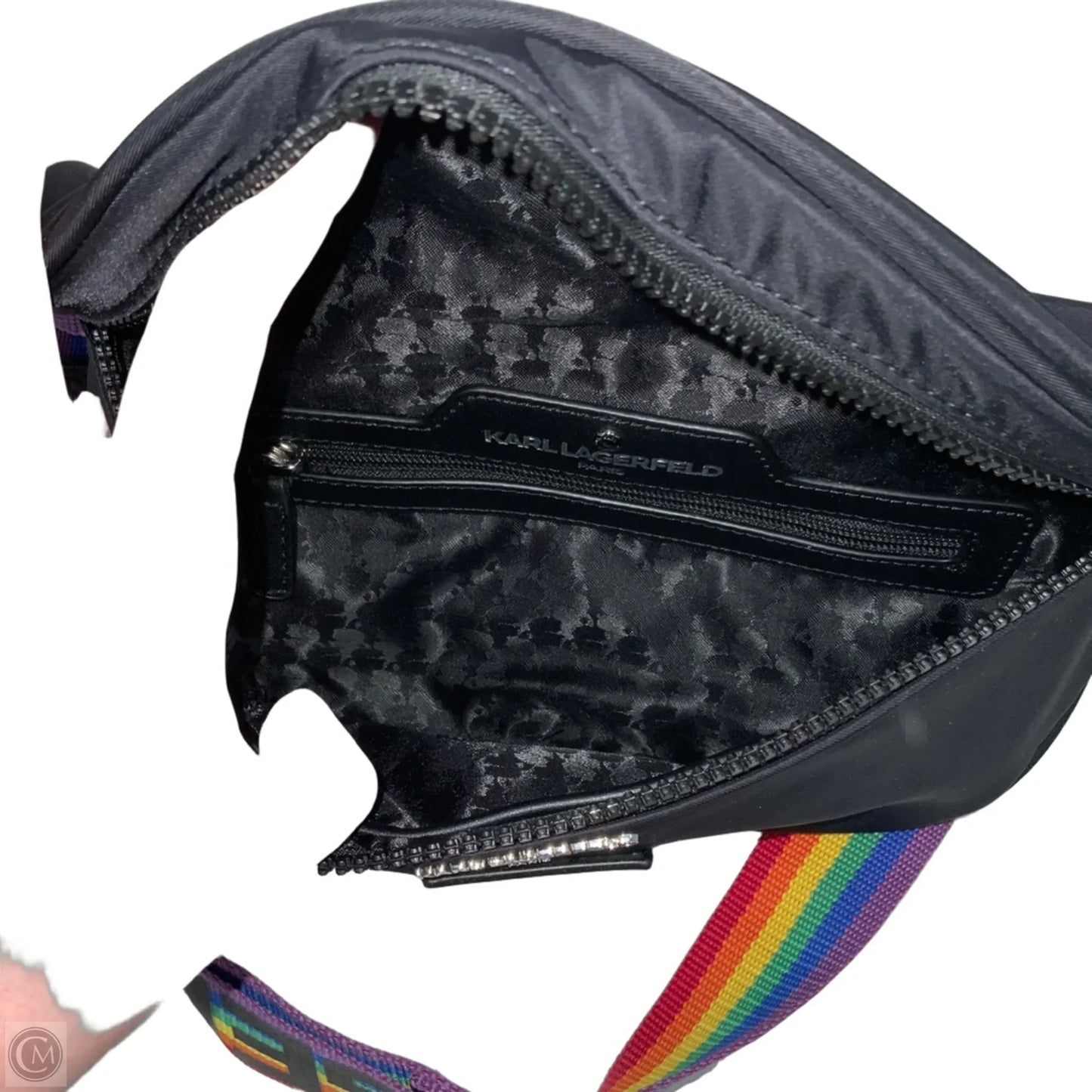 Belt Bag By Karl Lagerfeld, Size: Medium