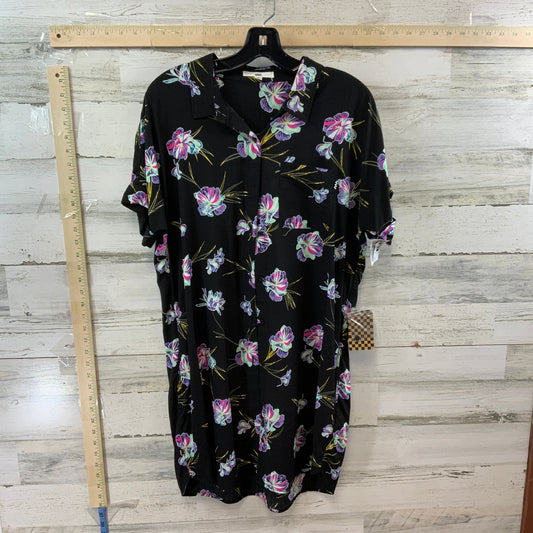 Black Dress Casual Short Vans, Size L