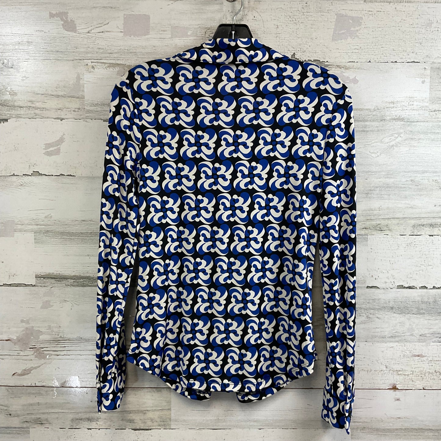 Blouse Long Sleeve By Philosophy In Black & Blue, Size: Xs