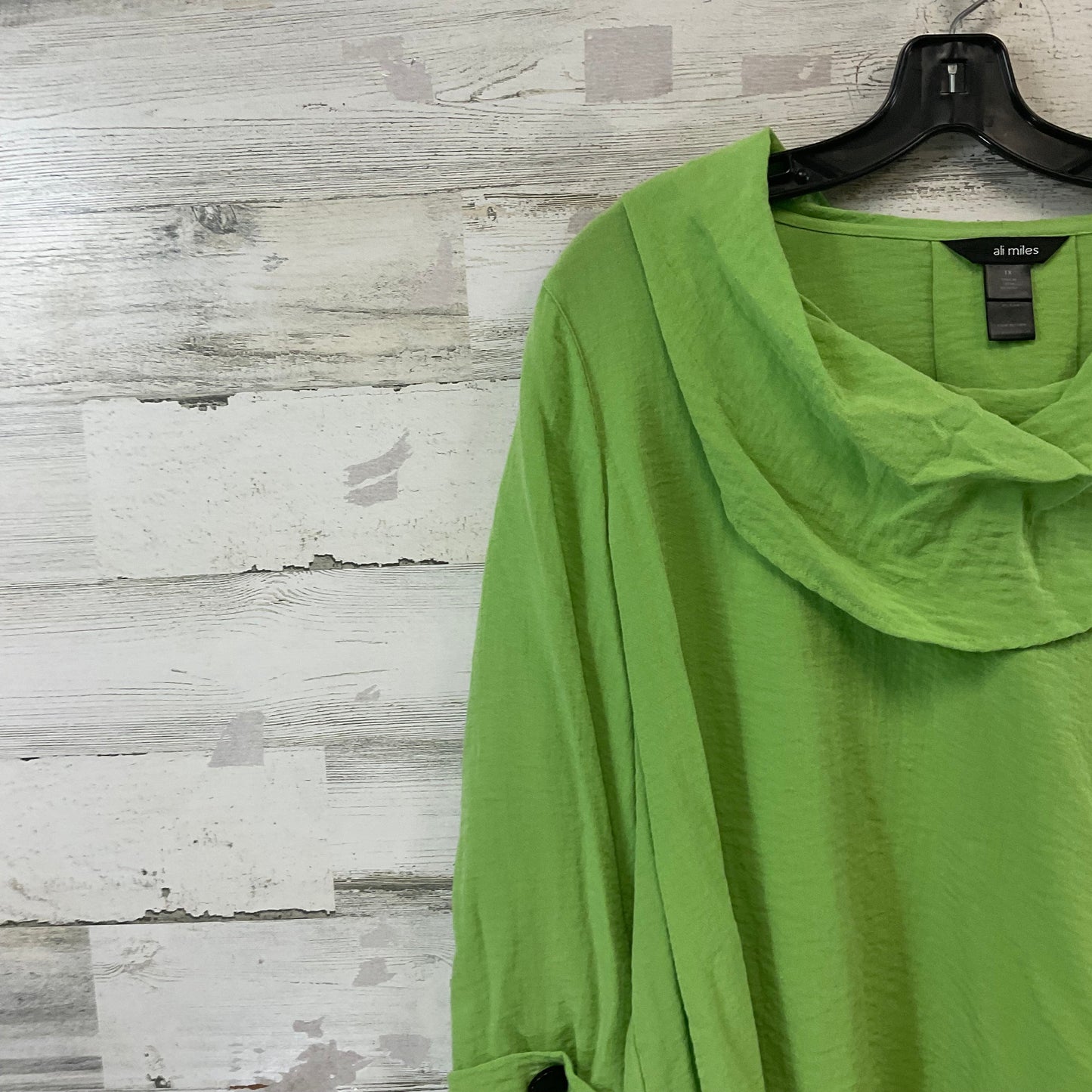 Blouse Long Sleeve By Ali Miles In Green, Size: 1x